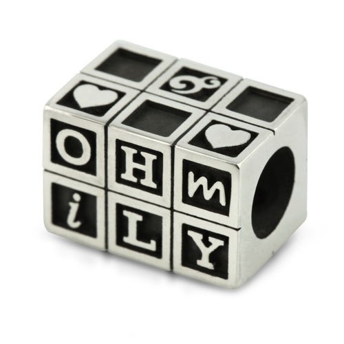 aay028.jpg